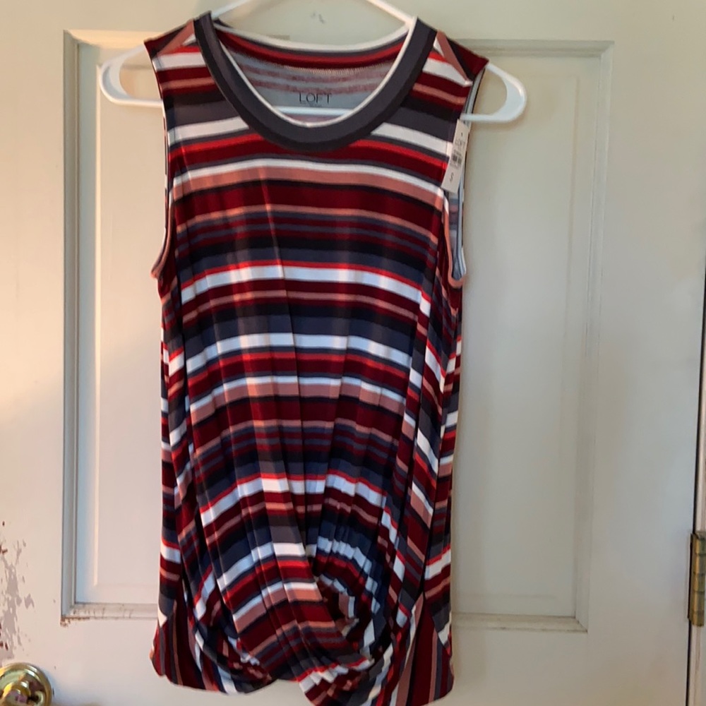 NWT silky LOFT sleeveless top. Size small.Gathered